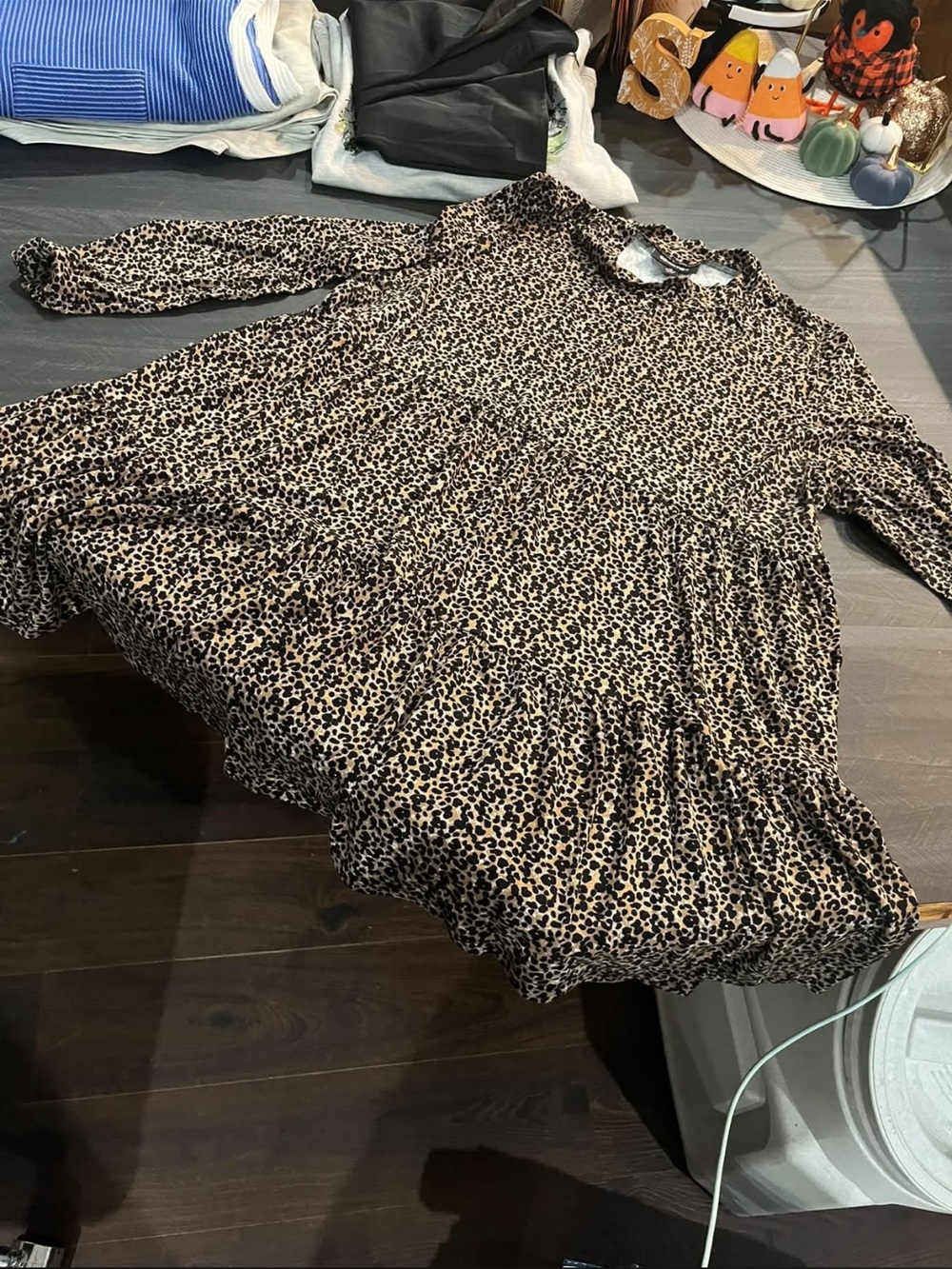 Leopard Print Tiered Long-Sleeve Women's Top - Brown/Black